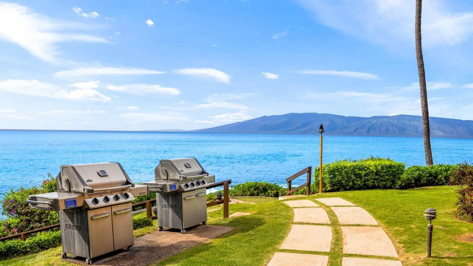 Holiday home Kuleana Club #402 Oceanfront 1Bedroom 1 Bathroom - Gated Kahana United States