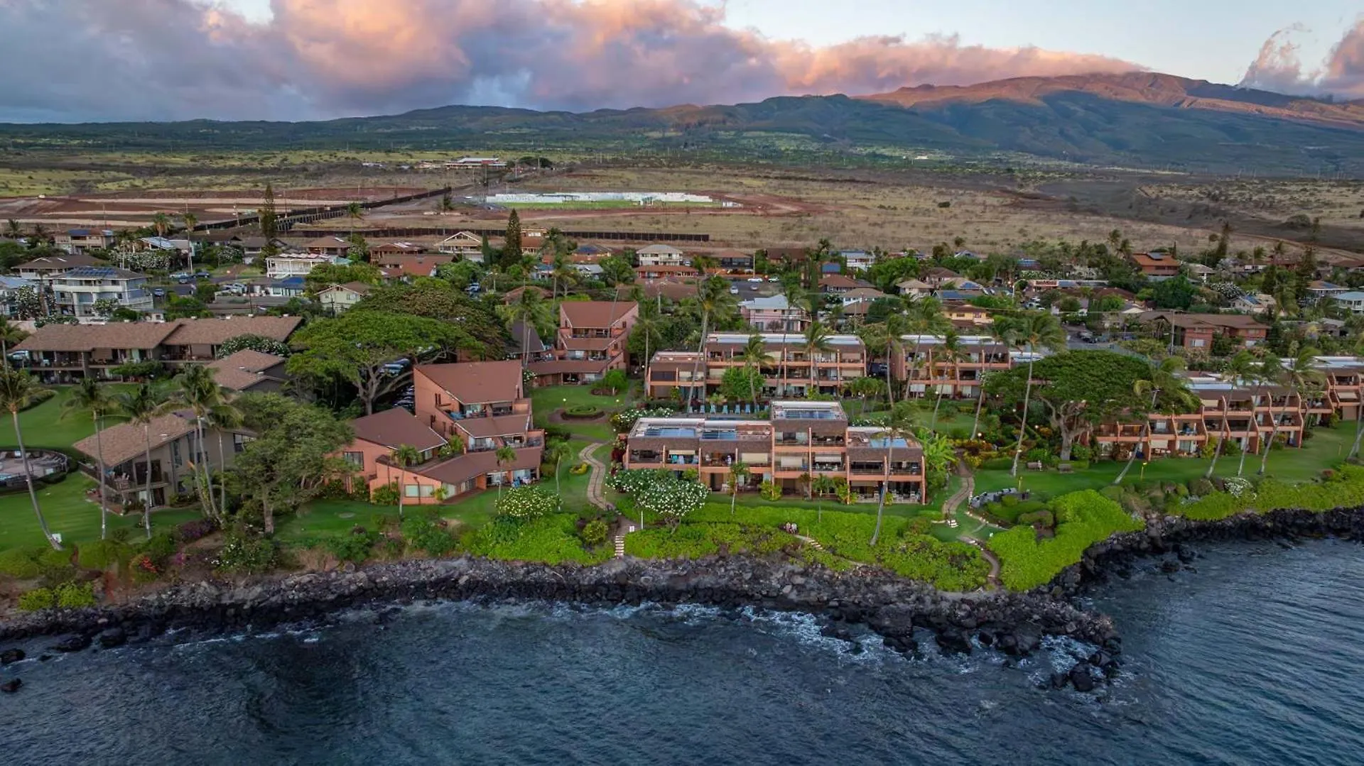 Kuleana Club #402 Oceanfront 1Bedroom 1 Bathroom - Gated Kahana Holiday home