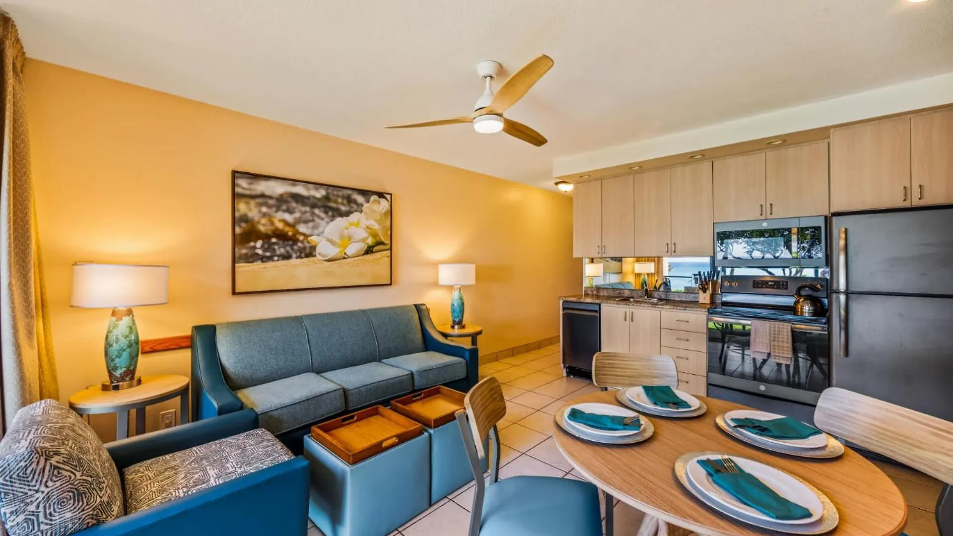 Kuleana Club #402 Oceanfront 1Bedroom 1 Bathroom - Gated Kahana Holiday home